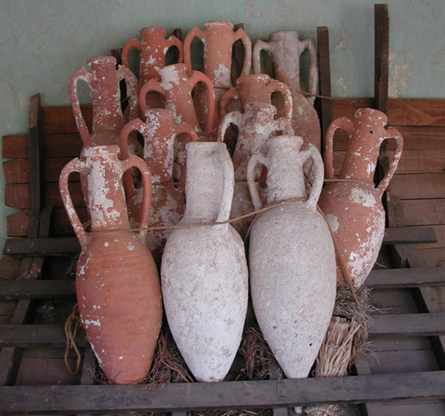 Amphorae.jpg